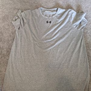 Mens under armour light weight Shirt